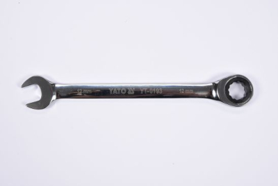 Blocknyckel YATO med spärr 12 mm 72 tänder YT-0193