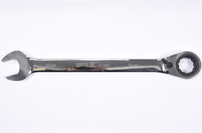 Blocknyckel YATO med spärr 32 mm 72 tänder YT-1673
