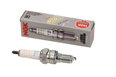 Zapaľovacia sviečka NGK 6777