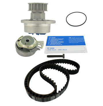 Kamremssats + Vattenpump SKF VKMC 05121